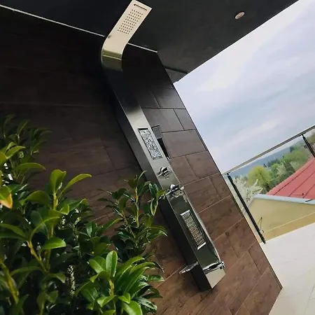 Picard Apartman - Sky Terrace - Egesz Evben شقة Balatonföldvár