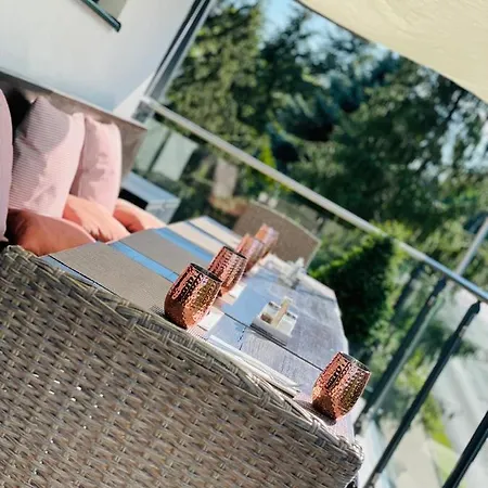شقة Picard Apartman - Sky Terrace - Egesz Evben *